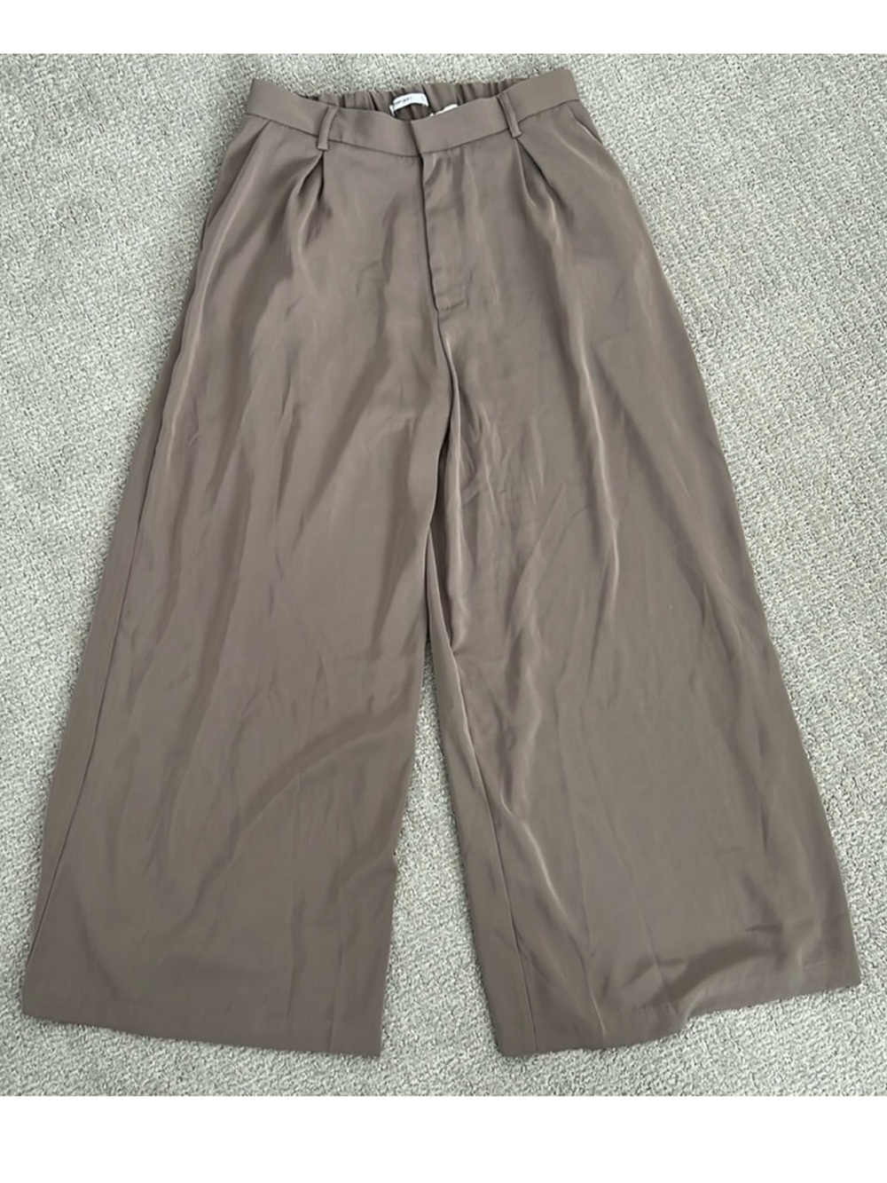 Wide Leg women’s Pants in Taupe